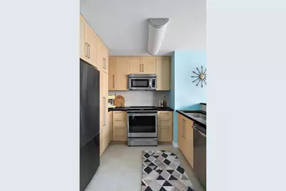 415 Main Street #14D, New York City, NY 10044 - Photo 6