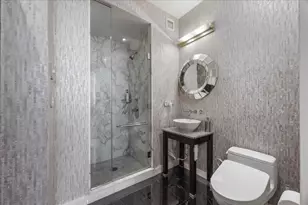 230 W 56th St, New York City, NY 10019 - Photo 18