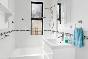 385 Argyle Rd, Brooklyn, NY 11218 - Photo 6