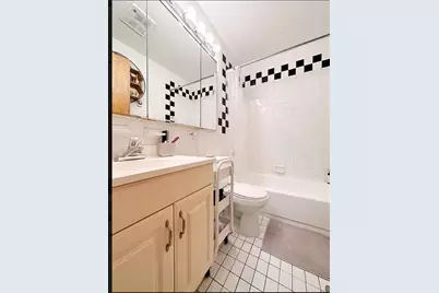 337 W 43rd Street #6B, New York City, NY 10036 - Photo 10
