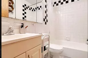 337 W 43rd St, New York City, NY 10036 - Photo 10