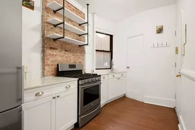 715 9th Avenue #3RN, New York City, NY 10019 - Photo 4