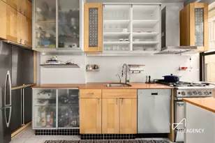 200 W 54th St, New York City, NY 10019 - Photo 6