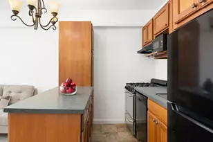 170 W 23rd St, New York City, NY 10011 - Photo 4