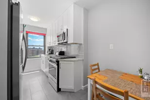 208 E Broadway, New York City, NY 10002 - Photo 6