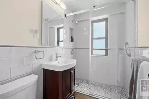 208 E Broadway, New York City, NY 10002 - Photo 10