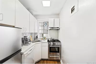 321 E 48th Street #9-D, New York City, NY 10017 - Photo 12