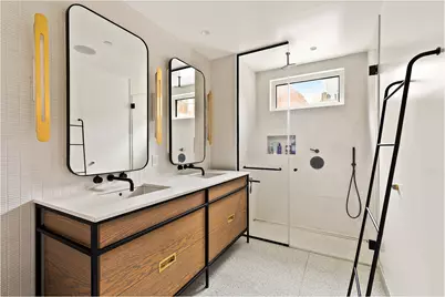 185 Grand Street #5D, New York City, NY 10013 - Photo 6