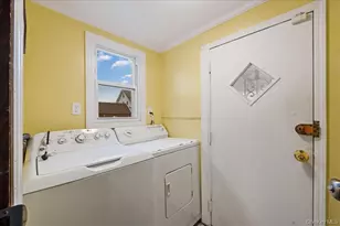 105-15 223rd St, New York City, NY 11429 - Photo 18