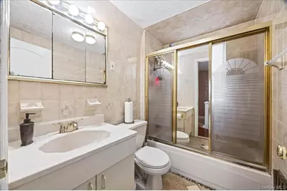105-15 223rd Street, New York City, NY 11429 - Photo 14