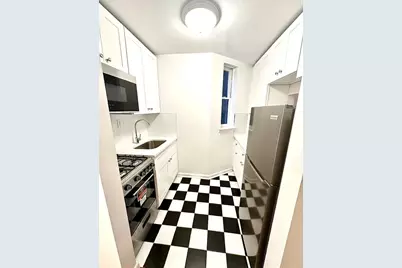 886 10th Avenue #4A, New York, NY 10019 - Photo 1