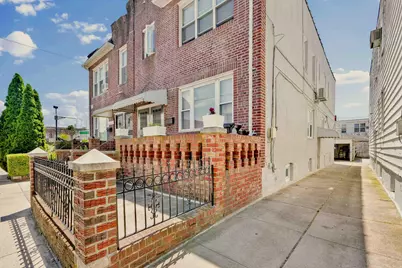 90 Lancaster Avenue, New York City, NY 11223 - Photo 24