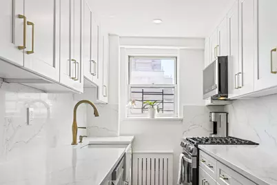 300 E 71st Street #15G, New York City, NY 10021 - Photo 6