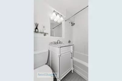 200 E 74th Street #3G, New York City, NY 10021 - Photo 6