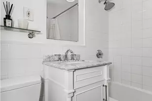 200 E 74th St, New York City, NY 10021 - Photo 6