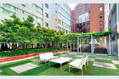 311 W Broadway #TH4, New York City, NY 10013 - Photo 12