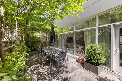 311 W Broadway #TH4, New York City, NY 10013 - Photo 2
