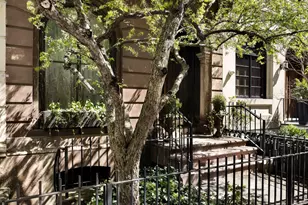 31 W 9th St, New York City, NY 10011 - Photo 26