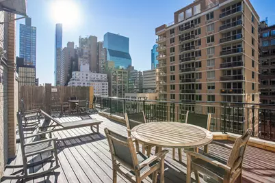 225 E 46th Street #3H, New York, NY 10017 - Photo 2