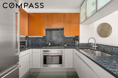 300 E 55th Street #4D, New York, NY 10022 - Photo 4