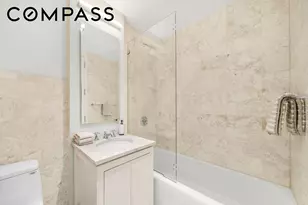 300 E 55th St, New York City, NY 10022 - Photo 8
