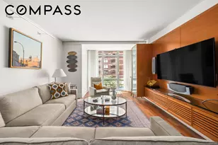 300 E 55th St, New York City, NY 10022 - Photo 2