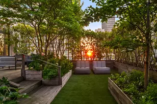 43 W 64th St, New York City, NY 10023 - Photo 22