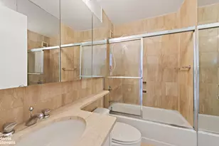 415 E 37th St, New York City, NY 10016 - Photo 12