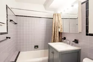 233 E 69th St, New York City, NY 10021 - Photo 4