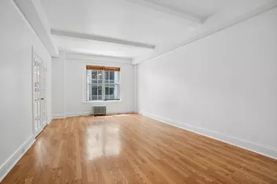 150 E 49th Street #9A, New York City, NY 10017 - Photo 2