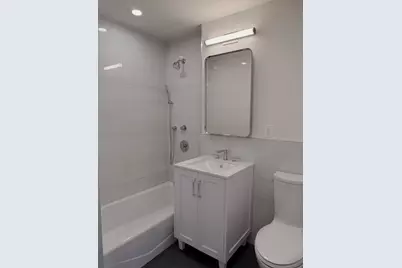 2025 Broadway #16B, New York City, NY 10023 - Photo 4