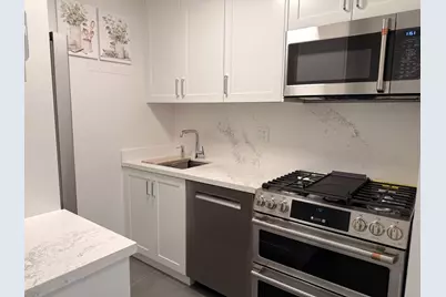 2025 Broadway #16B, New York City, NY 10023 - Photo 2