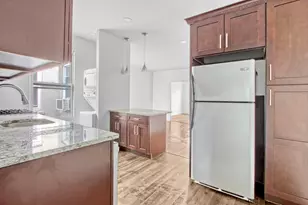 327 Midwood St, New York City, NY 11225 - Photo 8