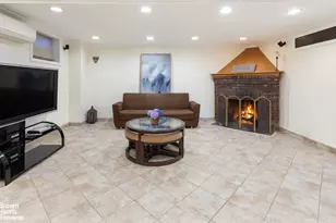 1891 E 29th St, New York City, NY 11229 - Photo 32