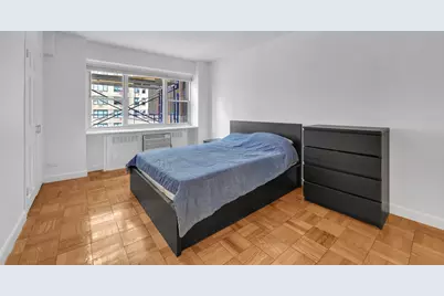 333 E 46th Street #18A, New York City, NY 10017 - Photo 4