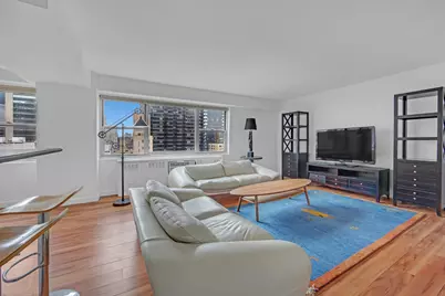 333 E 46th Street #18A, New York City, NY 10017 - Photo 2