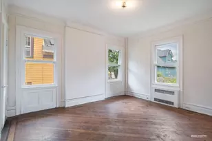 502 E 17th St, New York City, NY 11226 - Photo 14
