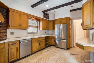 502 E 17th Street, New York City, NY 11226 - Photo 8