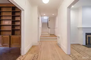 502 E 17th St, New York City, NY 11226 - Photo 4