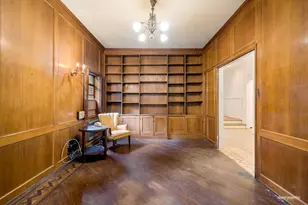 502 E 17th St, New York City, NY 11226 - Photo 4