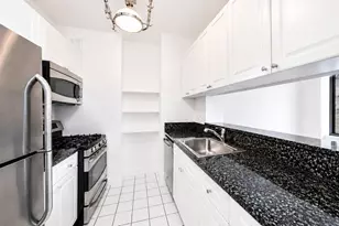 400 E 90th St, New York, NY 10128 - Photo 6