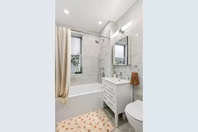 241 W 97th Street #2K, New York City, NY 10025 - Photo 8