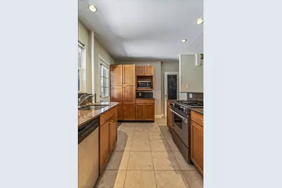 99-13 Ascan Avenue, Forest Hills, NY 11375 - Photo 10