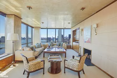 870 United Nations Plaza #33/34E, New York City, NY 10017 - Photo 2