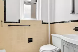 301 W 108th St, New York City, NY 10025 - Photo 16