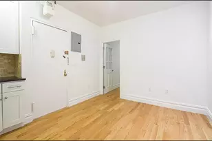 325 E 78th St, New York City, NY 10075 - Photo 2