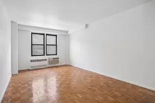 220 E 54th St, New York City, NY 10022 - Photo 4
