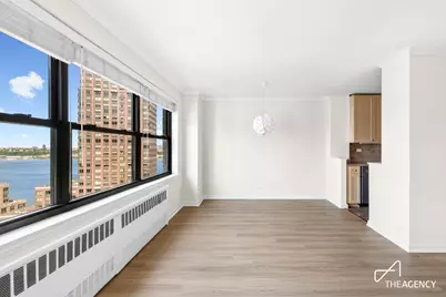205 W End Avenue #26A, New York City, NY 10023 - Photo 8
