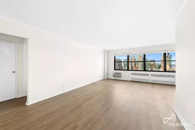 205 W End Avenue #26A, New York City, NY 10023 - Photo 6