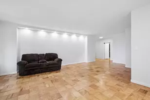 159 W 53rd St, New York City, NY 10019 - Photo 4